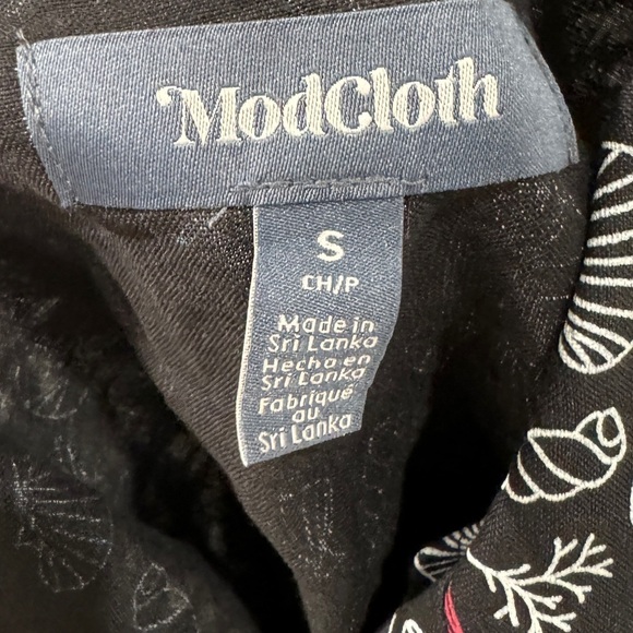 NWT ModCloth Seashell Novelty Linen Blend Black White Red Blue Sleeveless Top S - Picture 13 of 14